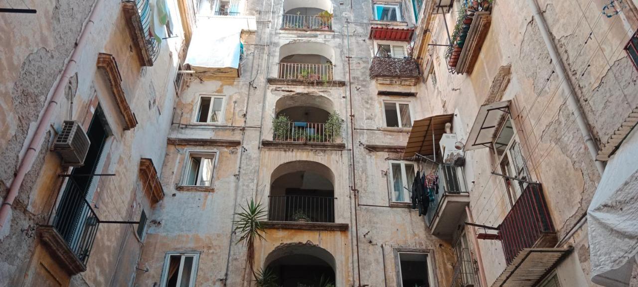 Hotel La Dimora Di Toto Napoli Esterno foto
