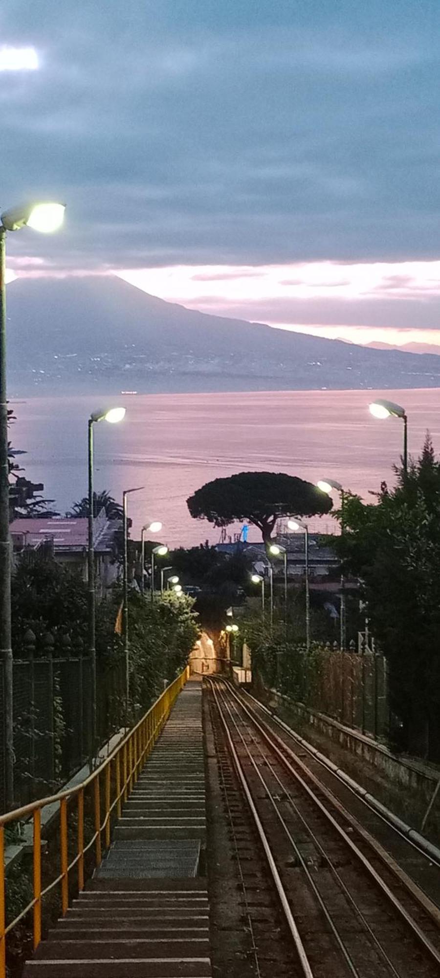 Hotel La Dimora Di Toto Napoli Esterno foto